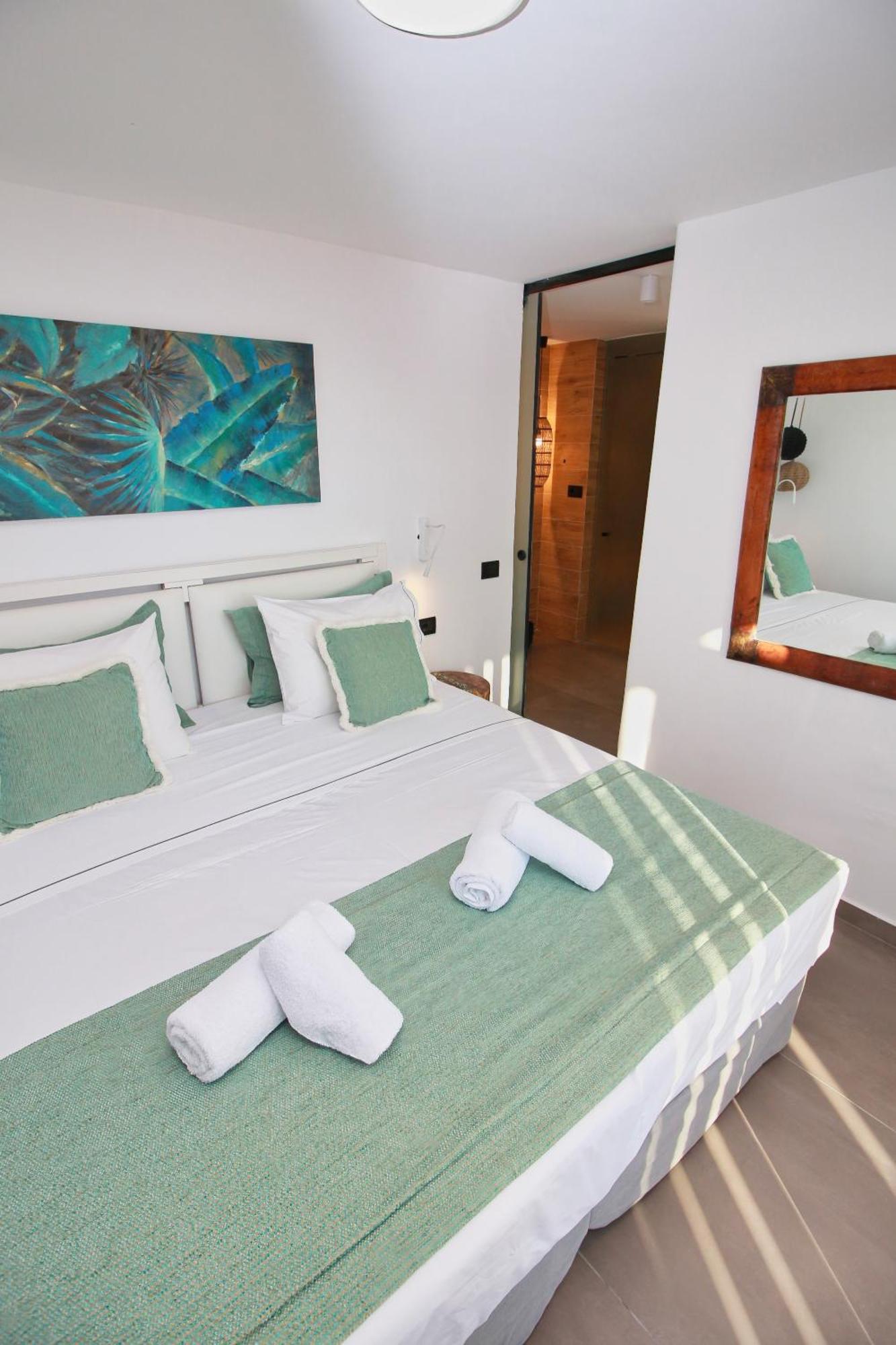 Seacode Villas Platys Gialos  Exterior photo